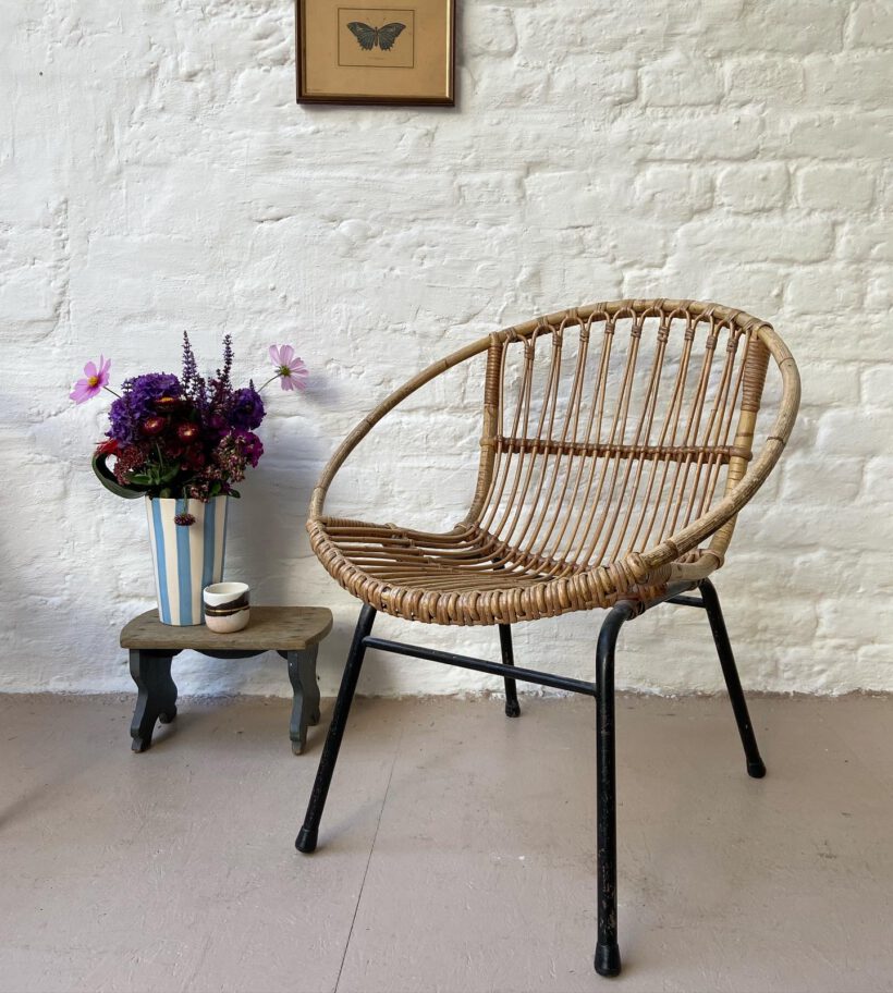 96EA6B93-734A-4A14-984F-FCF160E4A6ED