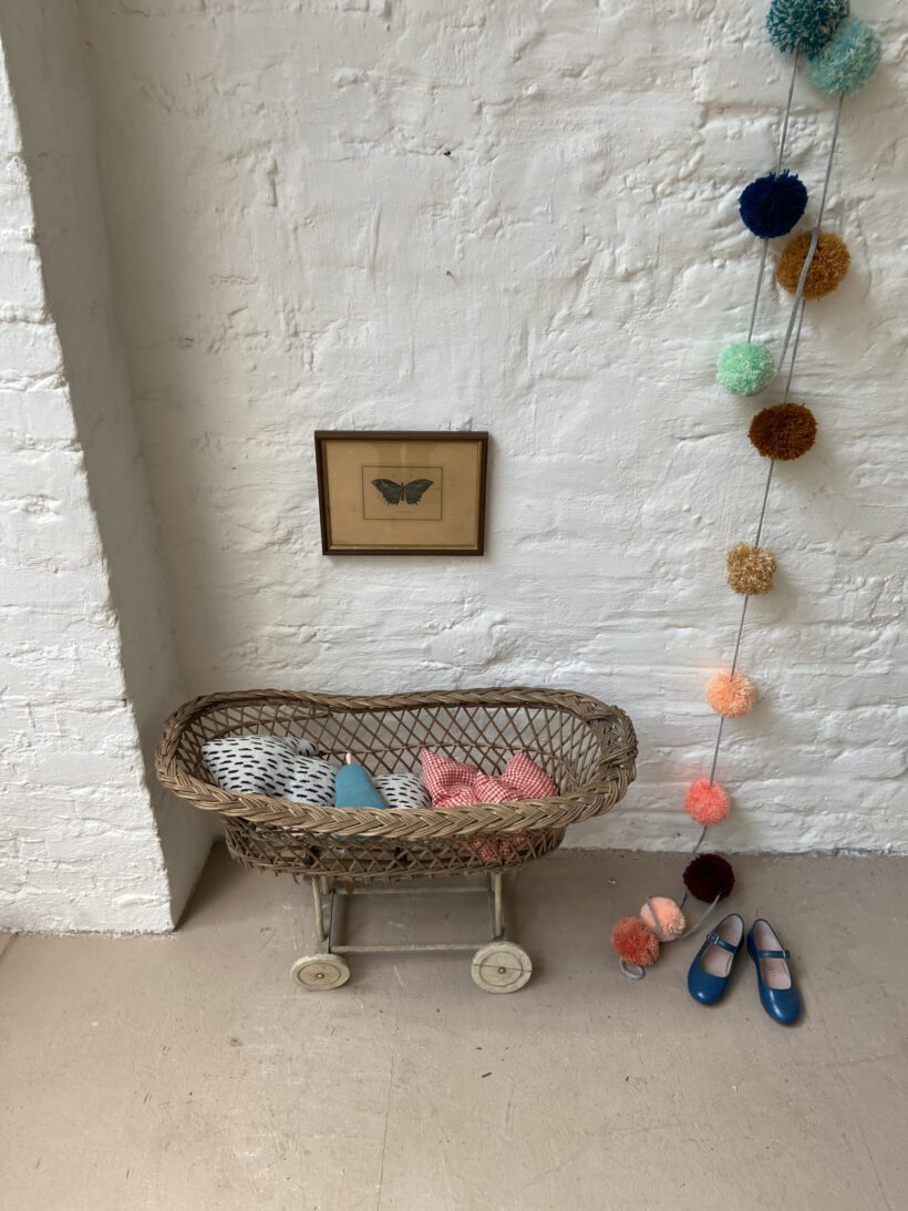 14B9D605-C9BE-4B4A-906C-9DA02A83B541