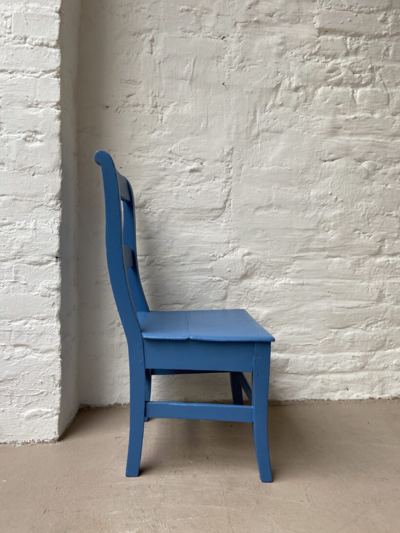 C7AEA1EC-2E4E-49DC-8E44-8BC83FD10F02