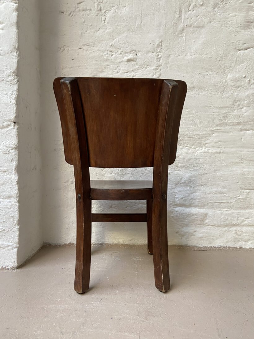 E88C584B-8C52-40AE-B3FA-EDE516920197