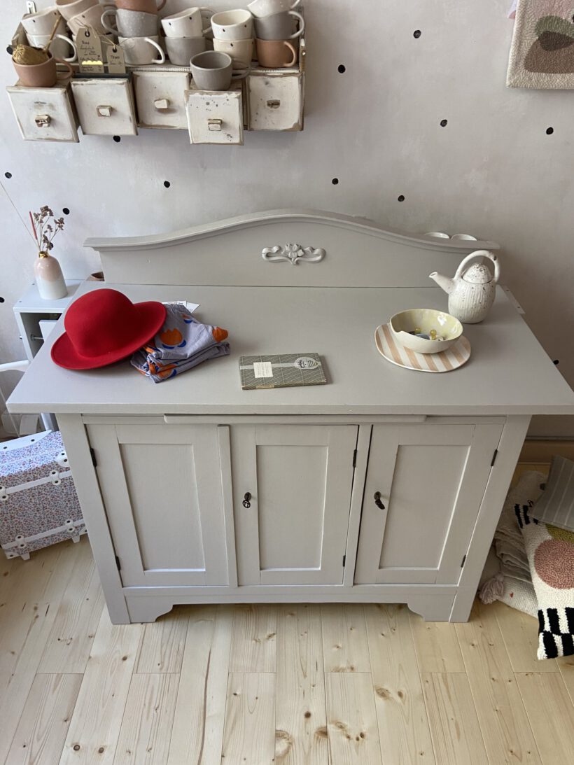 A47D19B5-9400-470C-9635-D77FE40E29A5