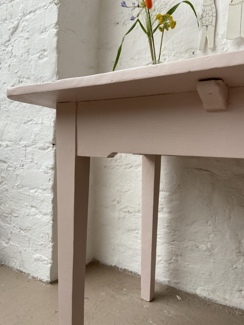 75A103F6-E007-41C7-A5CE-5E2094258D36