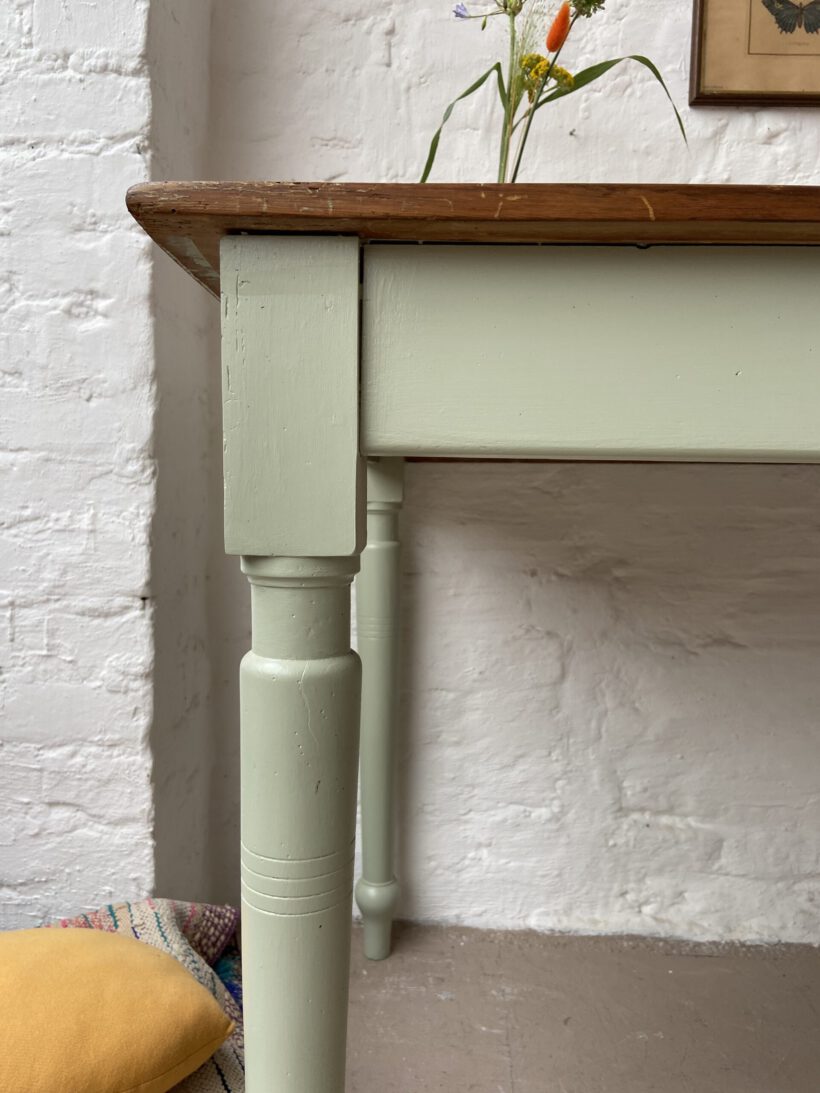 906D9866-BA00-48E5-A797-C357B65BDDA2