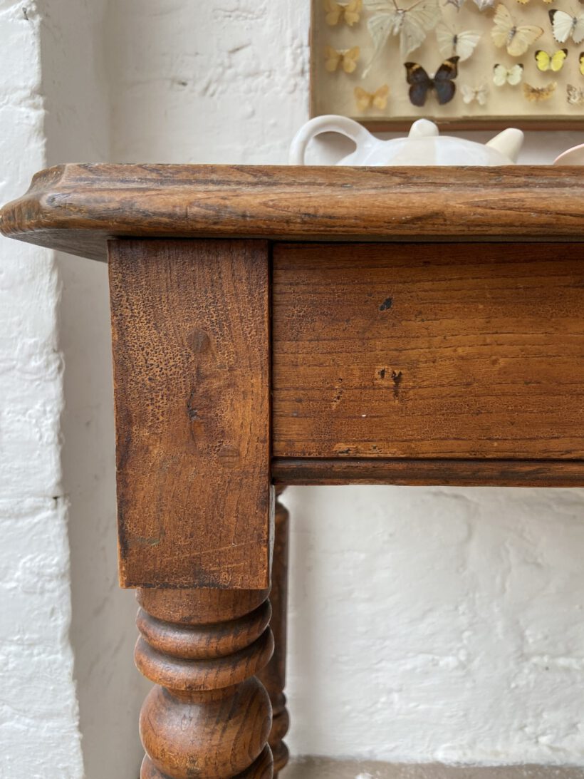 A12AF8E2-8C3A-4B2C-9031-D1D94594A534