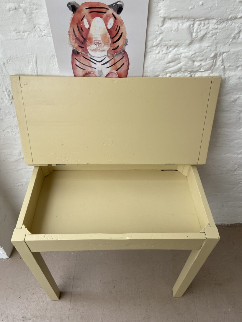 B2124BD3-969A-43A8-9725-E7263FAA82EC