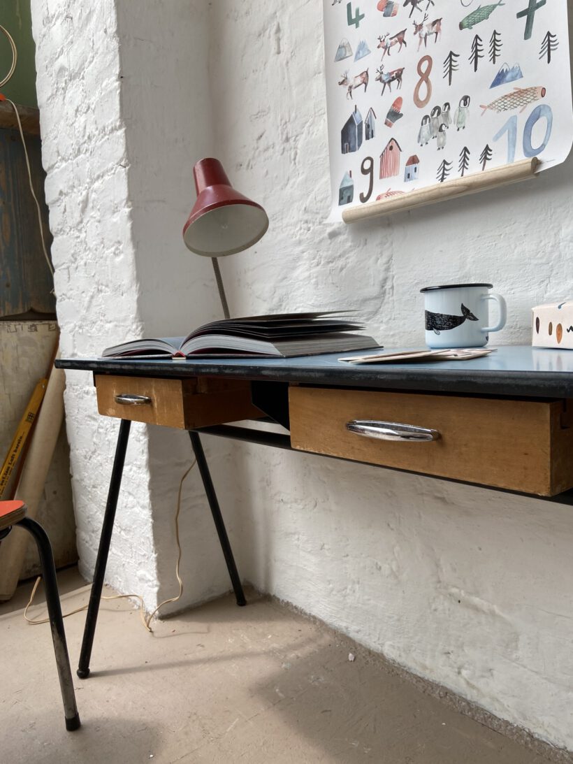 C9ADEFB2-58C5-45B5-B71E-D8D169860154