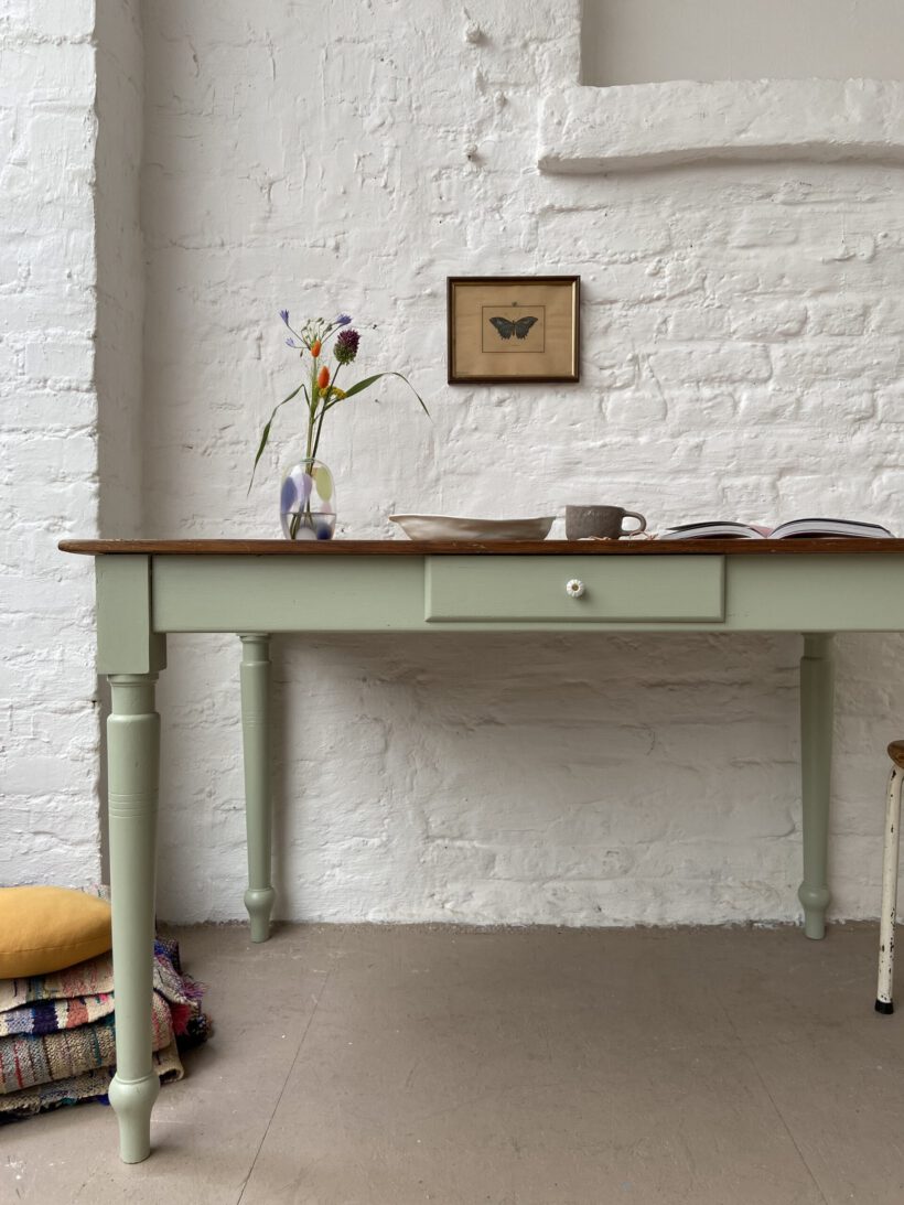 D65149ED-B90C-429A-83A6-97BC4A2FAF1B