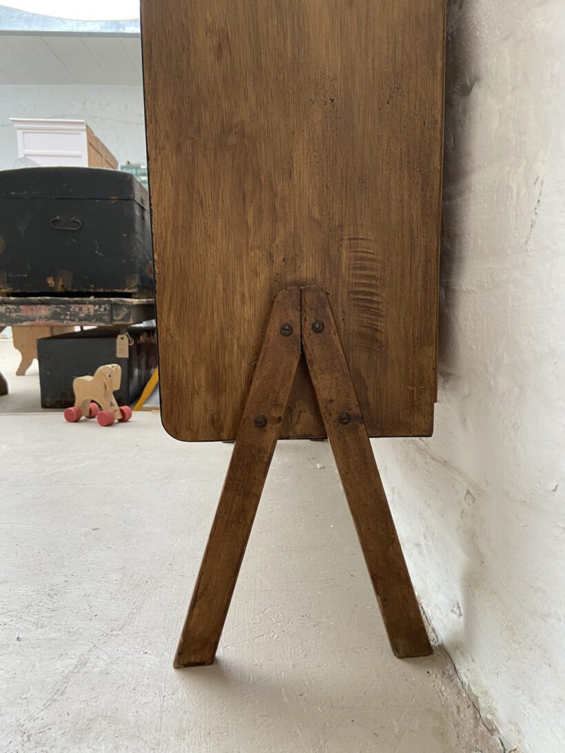 FDB0BAE6-486B-4EAD-B178-3256B8D39AE0