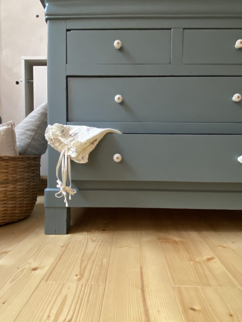 1656C33D-EE3E-4047-9674-69880E8F48F0