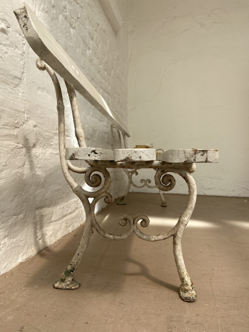 26E4245C-51FD-45C4-BE2E-FF9E9CA49284