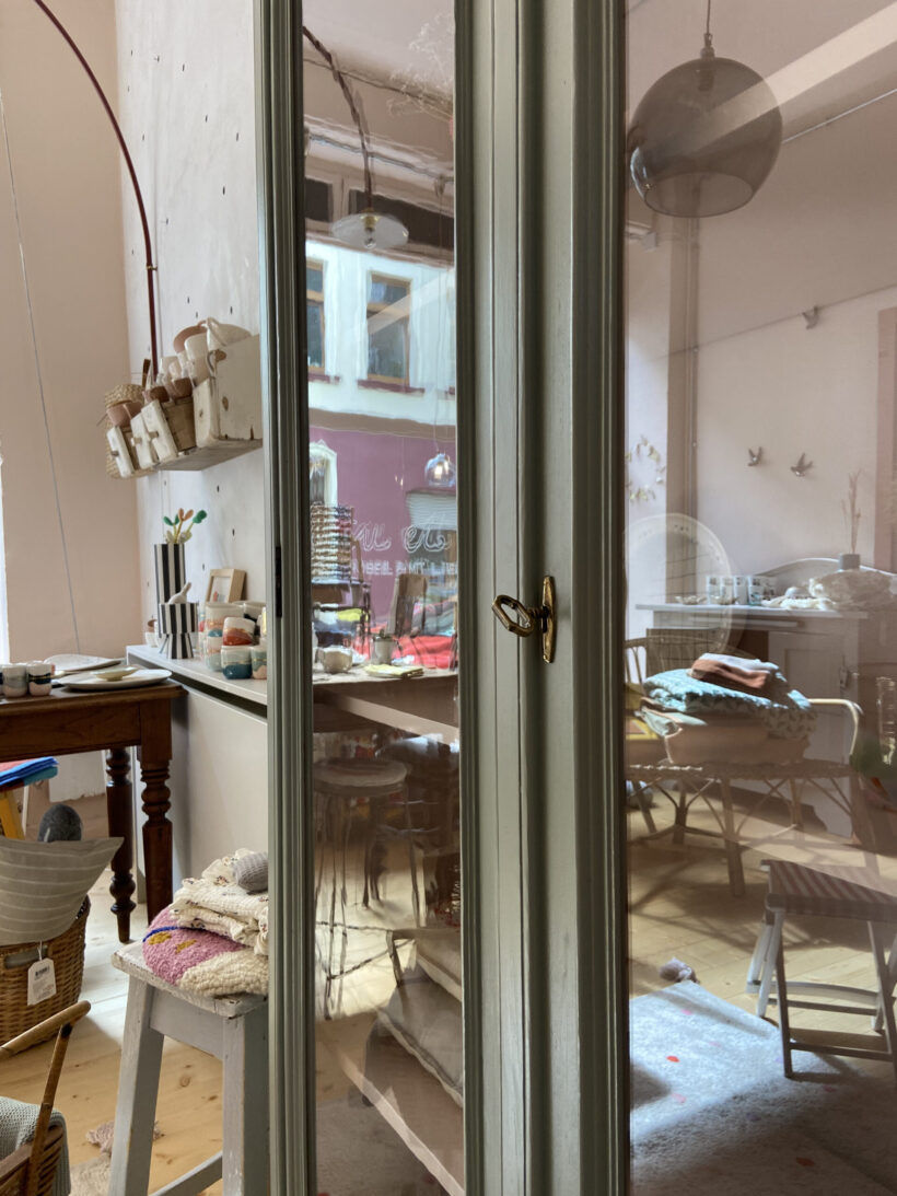 4A3B79D3-F987-4E04-B132-4EB984AFA0BC