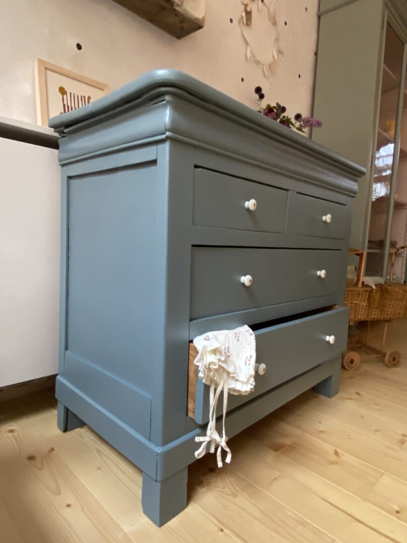 ECB2409A-EFA1-4AC6-BE18-C995E65319FF