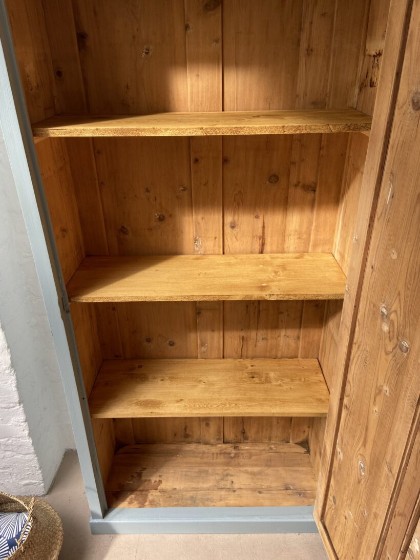 46DC5BE0-73B7-4893-BDEE-A3091D9172AC