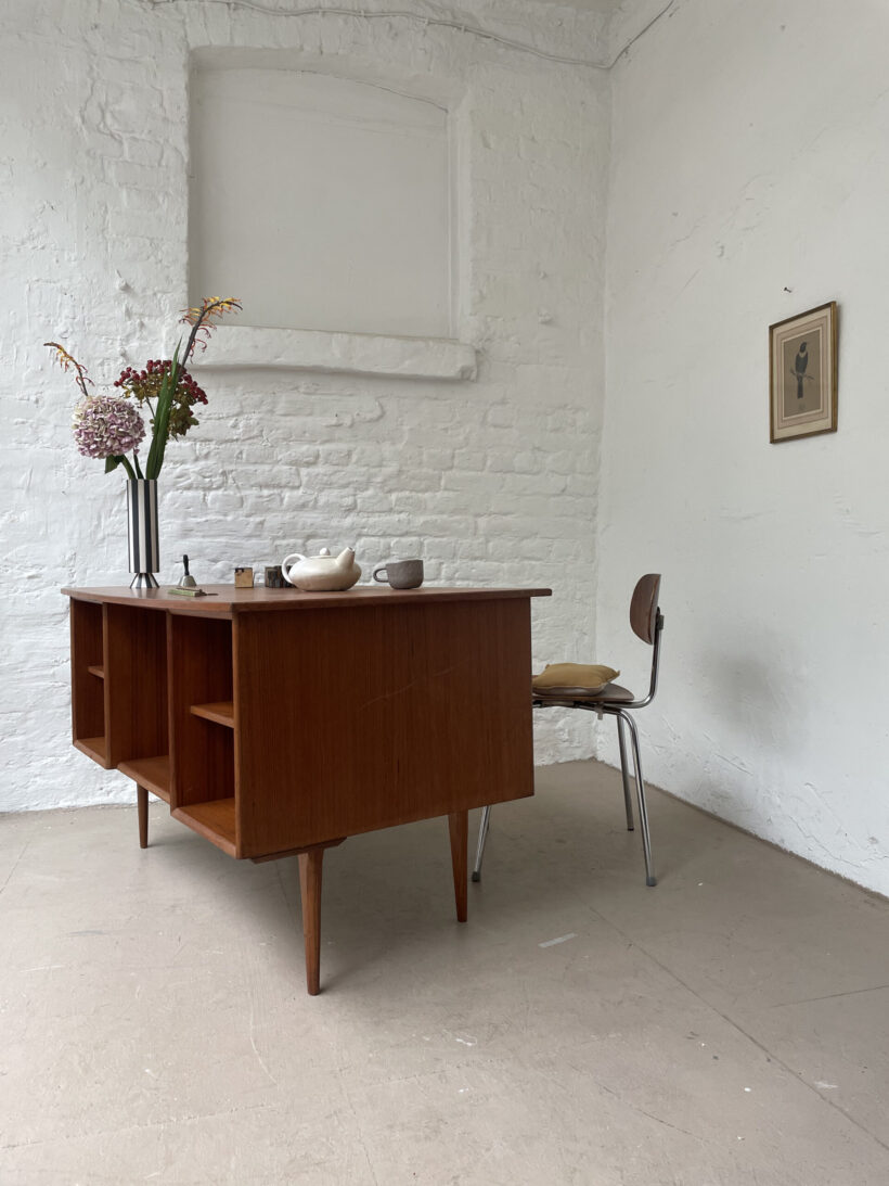 84E50B27-C2F3-42C0-B737-3120CCCBC199