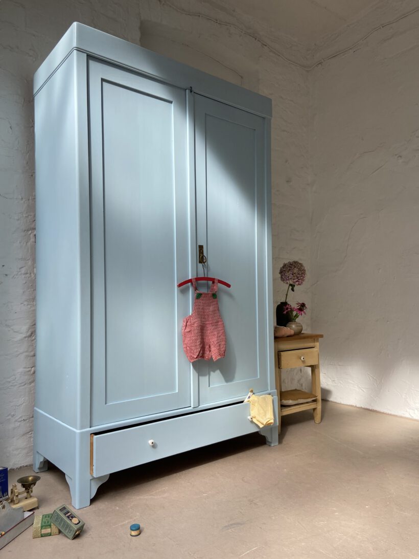 A85C0B33-04DA-4B23-B85F-838A5CDC9C7E