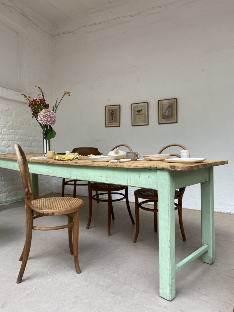 B537F381-1855-4118-8A41-52479D4A0609