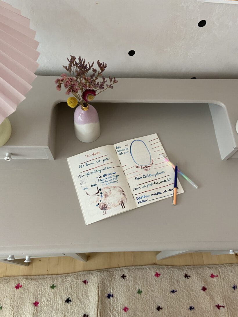 B93DB6FD-570A-4D5A-80A1-515F33B85742