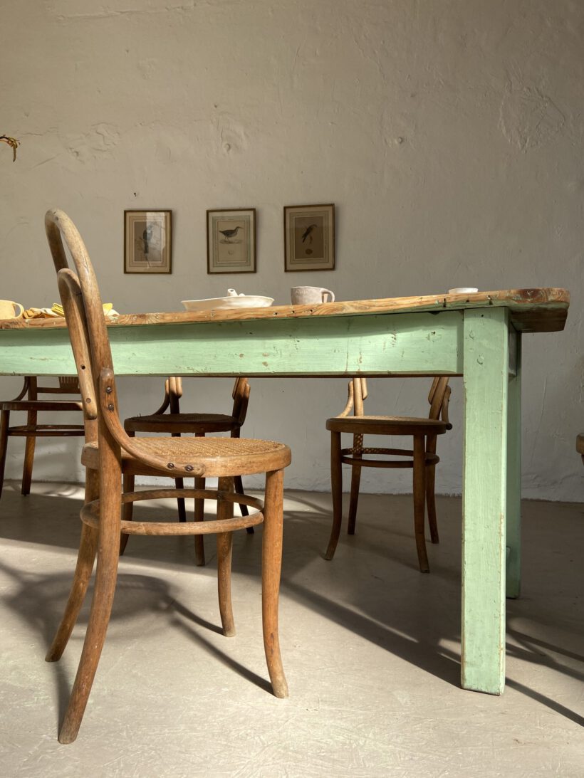 FF591B06-2232-41E9-B86F-3952C7F044C2