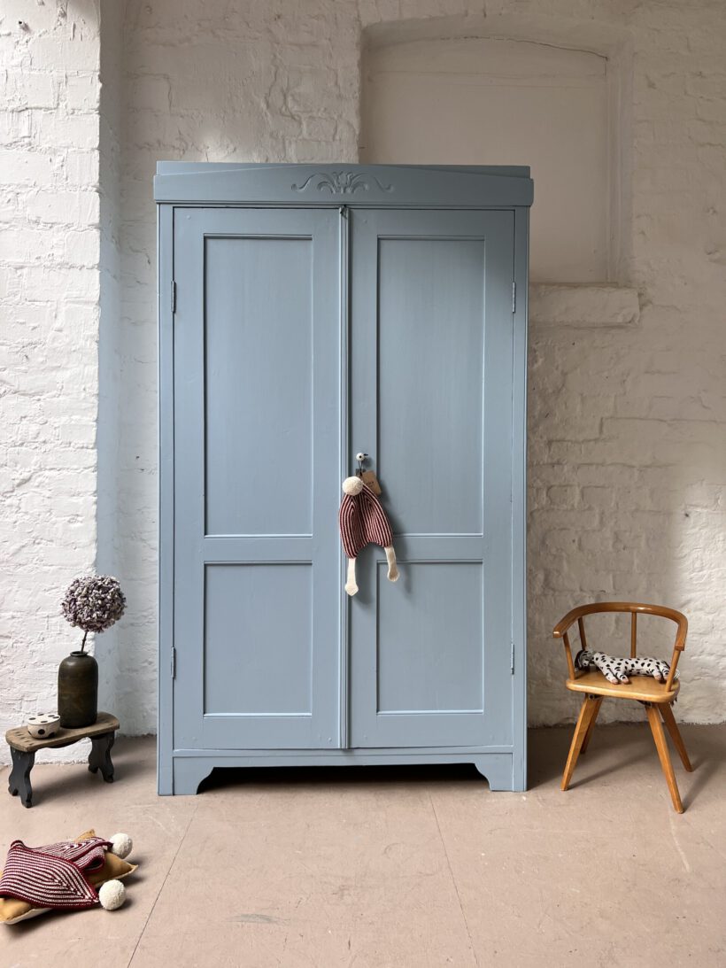 110A29A3-5F84-4878-8A27-B7D20A7503D7