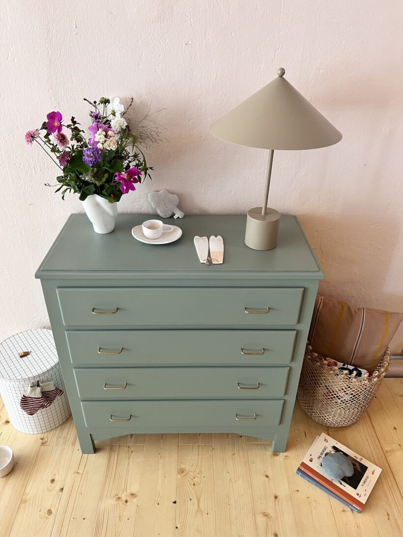 7FE6B94C-AB2D-4C9E-A173-40123FFE8717