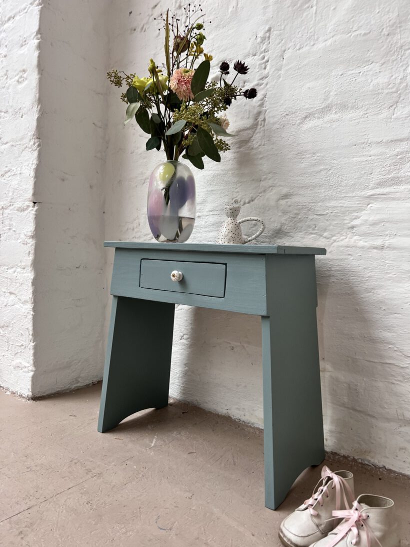 1A08C7DD-1F66-41E3-BA3E-33A71B872679