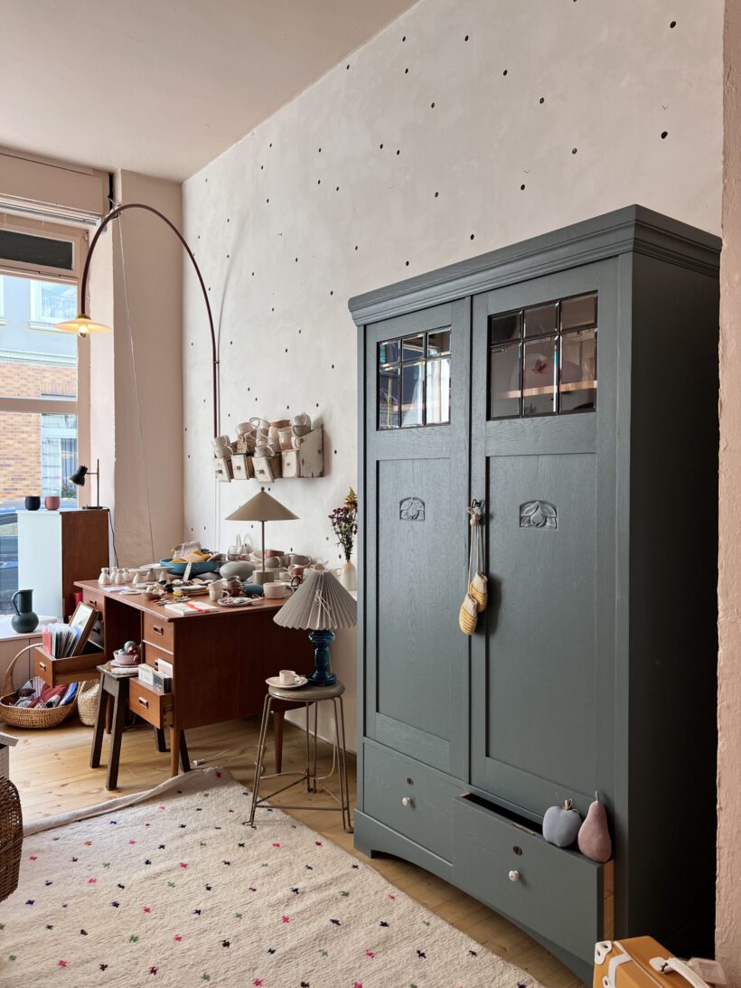 270538BF-ECB3-412D-956C-A2C71CEC5108