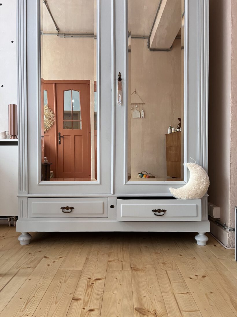 3C58882A-B42B-42C1-AB58-1F157D5793C0