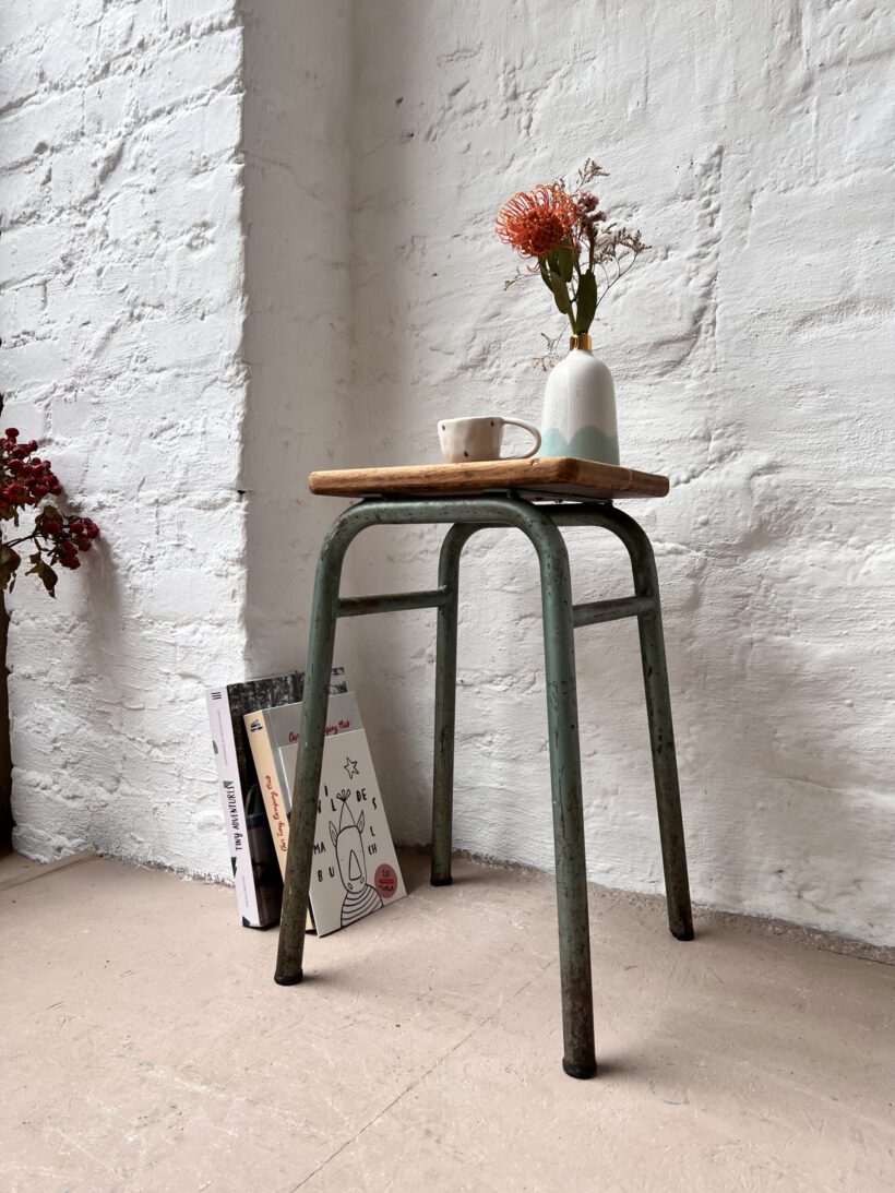 4352CBF0-A9EC-4AF2-9689-7EACF25C2132