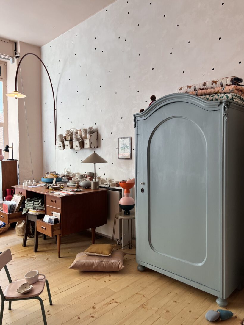 F895CF44-B507-448A-A465-88DF0C5CEB76