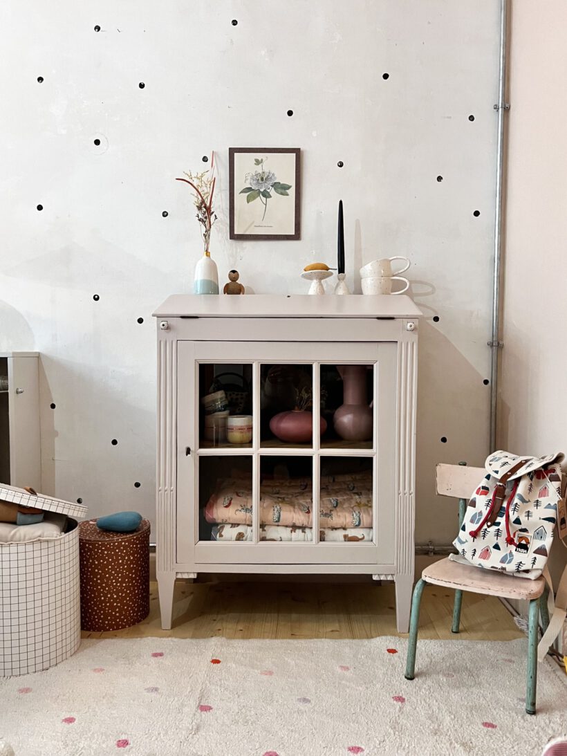 FD4B503D-9A24-433C-BDA6-CC958E4EA966