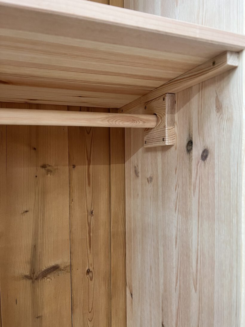 56E3E5B1-8CD7-434F-BBEB-910C106507E5