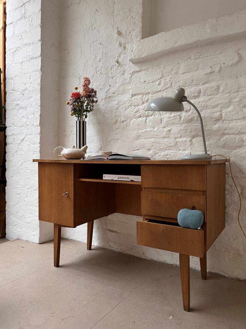 B8D9AFE7-9AB5-4B98-A4F2-F5EA020951AF