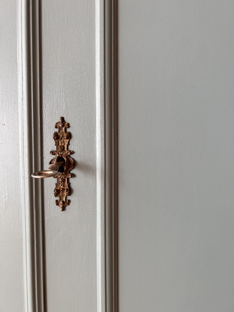 1718D048-1E24-4268-9C48-B52BD03F1B5A