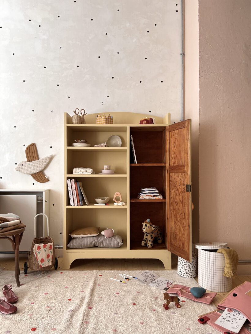 7D4859CE-A760-425A-BC81-13CFA90152A4