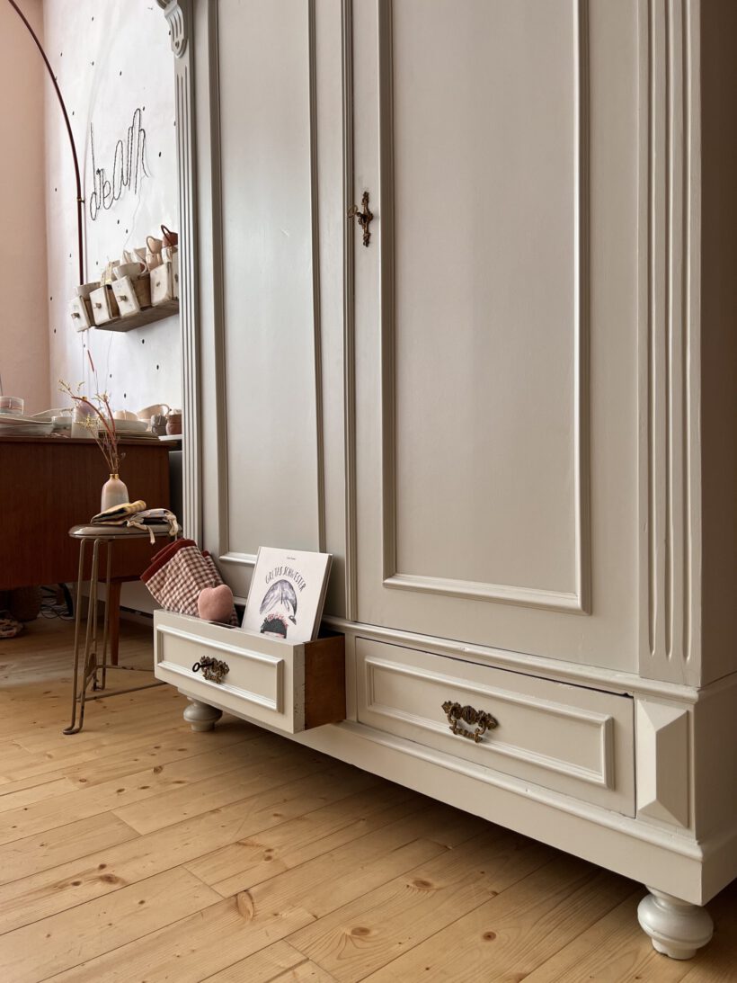 F84DBB2A-030F-4E93-A2B9-1943AE3D5A9E