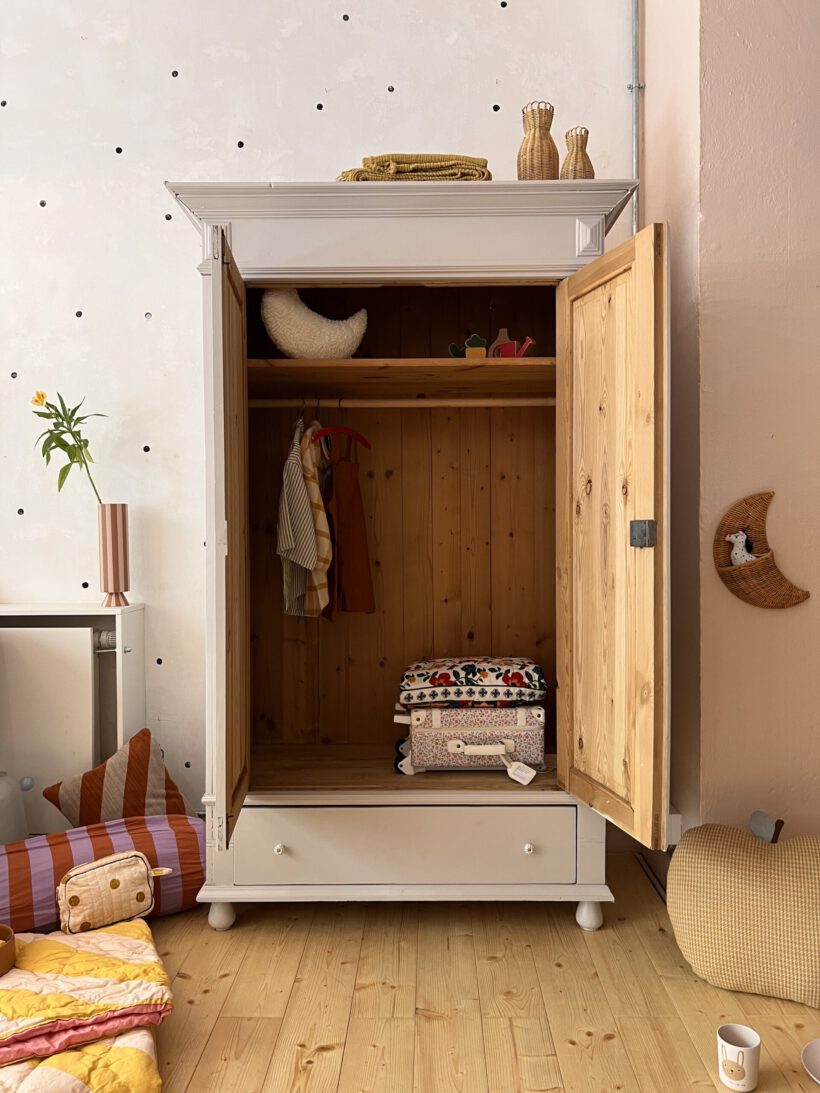 06B1F220-6A0E-4CB8-950D-54FFA0E80EB2