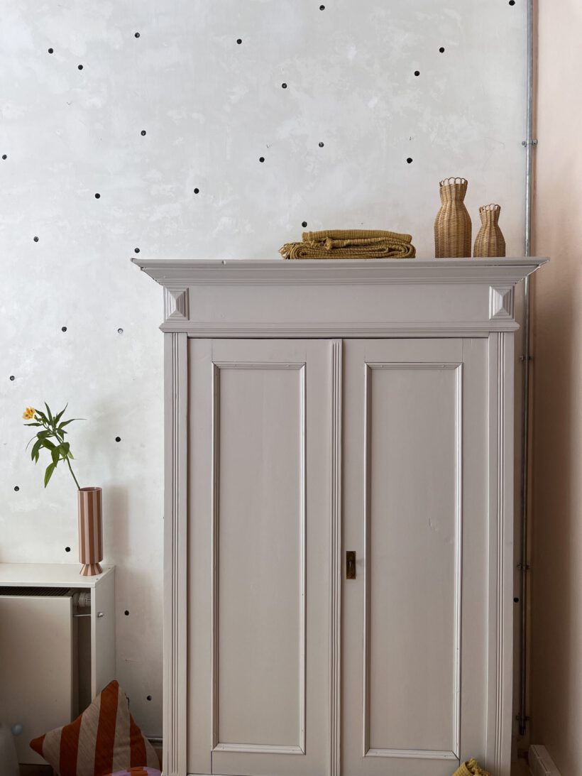 73C42813-D3F4-4FB4-80CE-1B5B426902DE