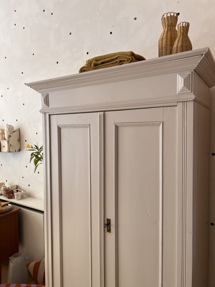 9747DCD4-471F-4F43-BA4A-B3024B1B7CD6