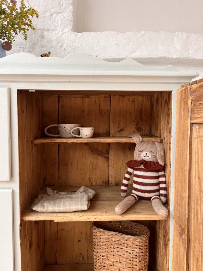 4CB7D4E5-C782-416B-9A66-E31BC1A0A11E