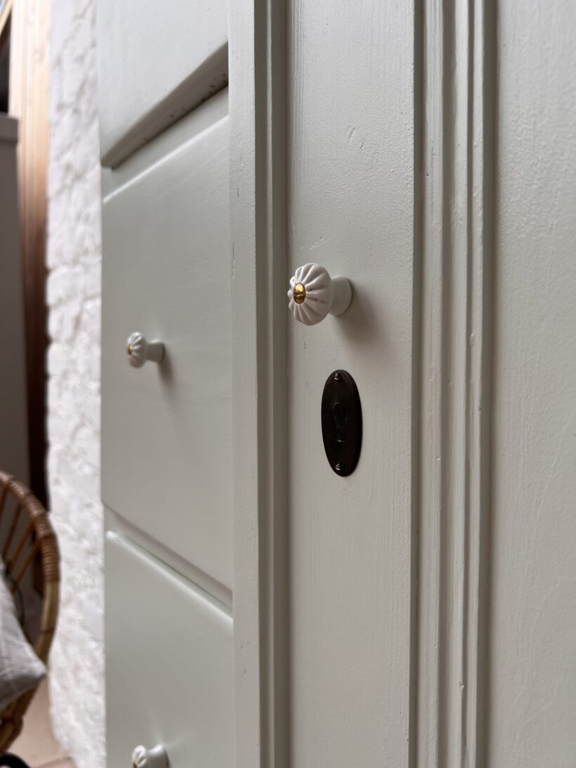 8231FBC5-3891-479A-9733-0283DF02BDB3