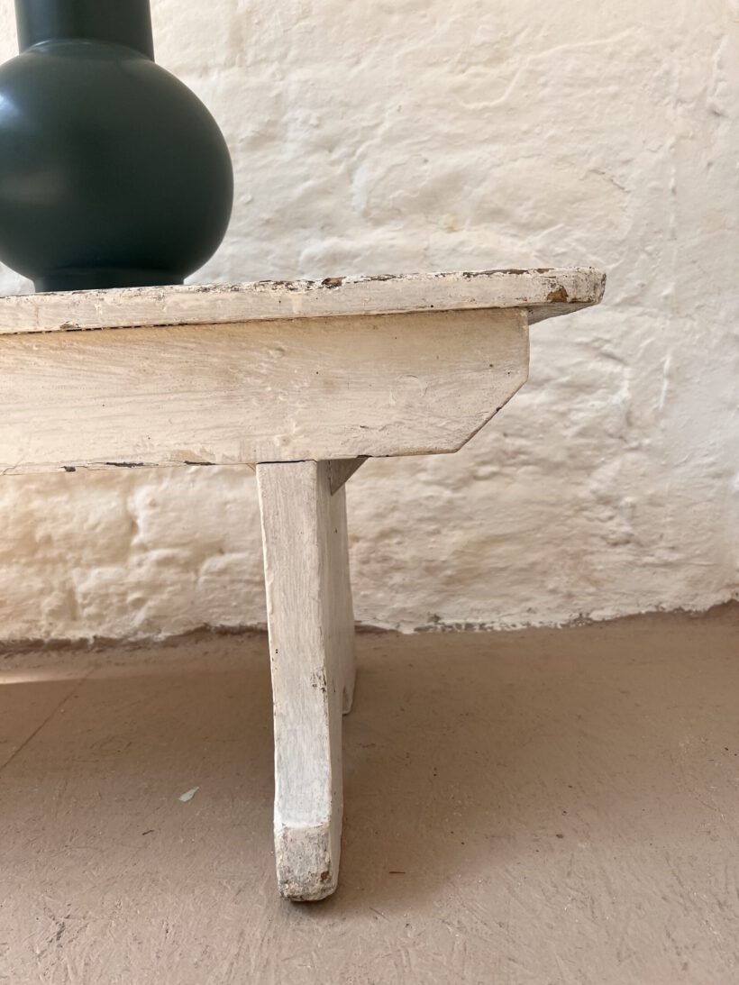 9759C9E9-3799-41A6-A67C-070EE5081AF9