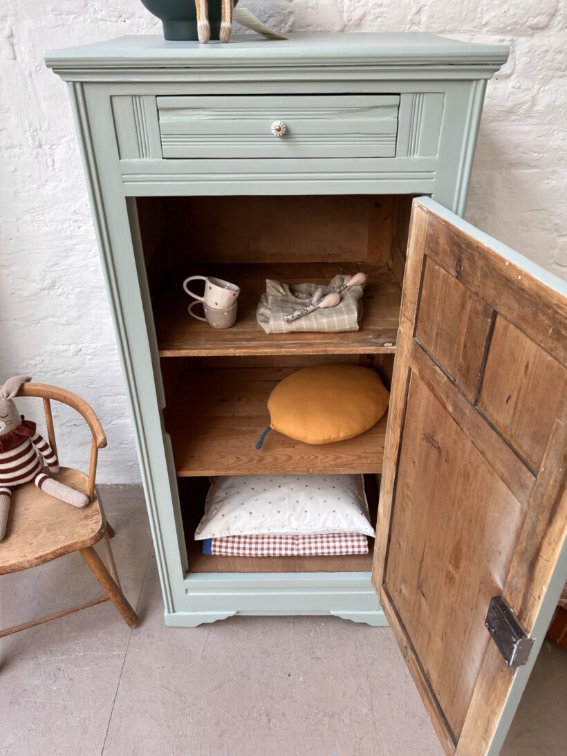 B6699FB3-86E3-4080-9A72-106C5E19AFDC