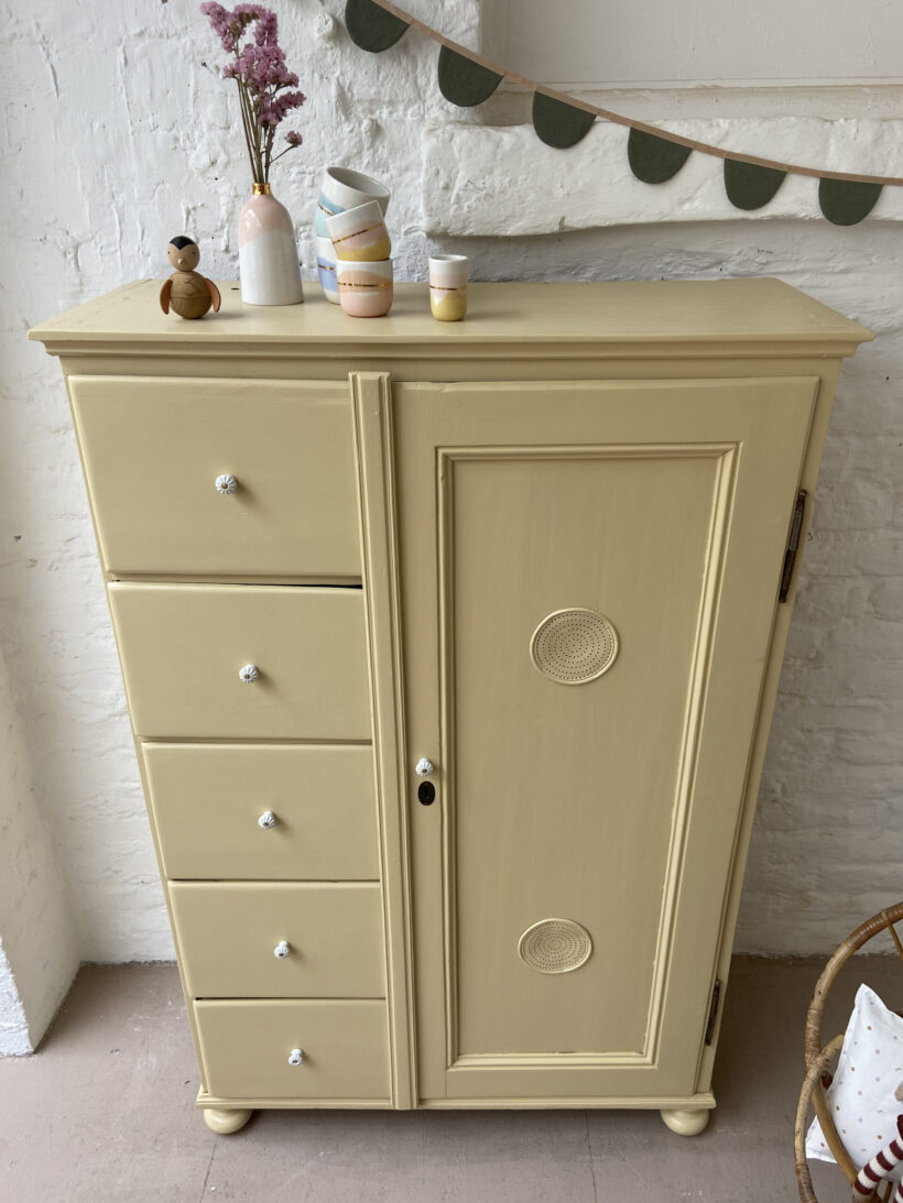 2A7F62E8-098B-4A18-8E84-6489BD094686