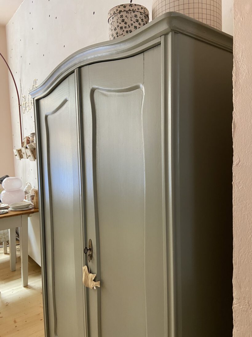 69AA141F-C1A0-411E-B761-37B25747EFB2