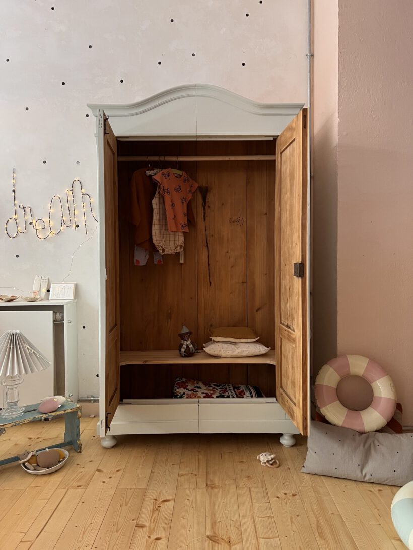 99933F2C-4B43-4FBA-B17A-3D2D845F81F7