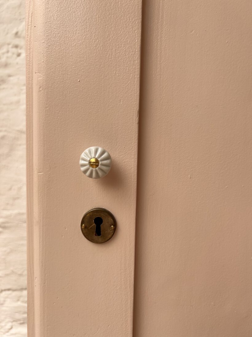 F1036193-6BEE-4FC1-8054-1695734033C7