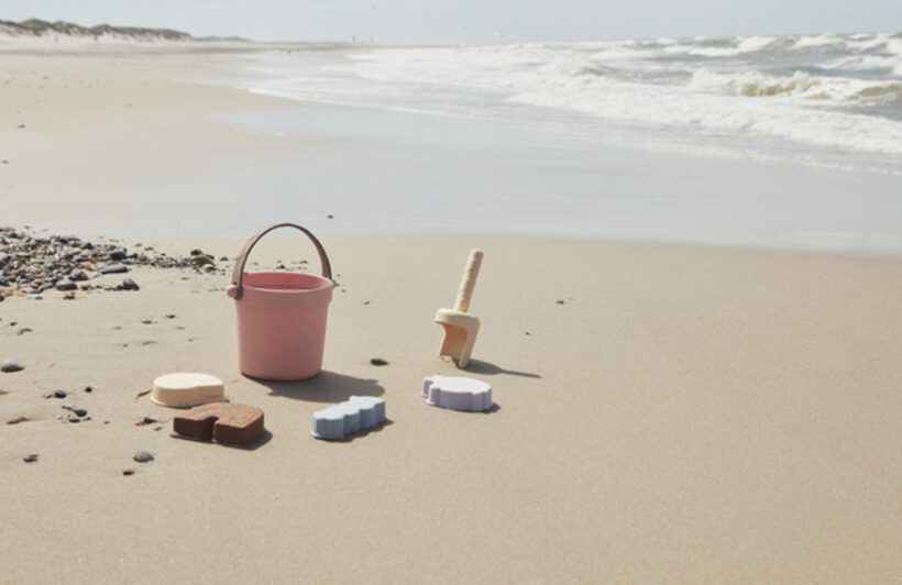 FE7A0E93-8382-4D93-9369-49CE9FDA1994