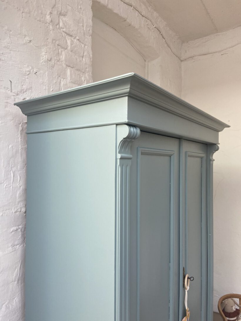 384BDB1E-682C-4298-937F-855301A66E05