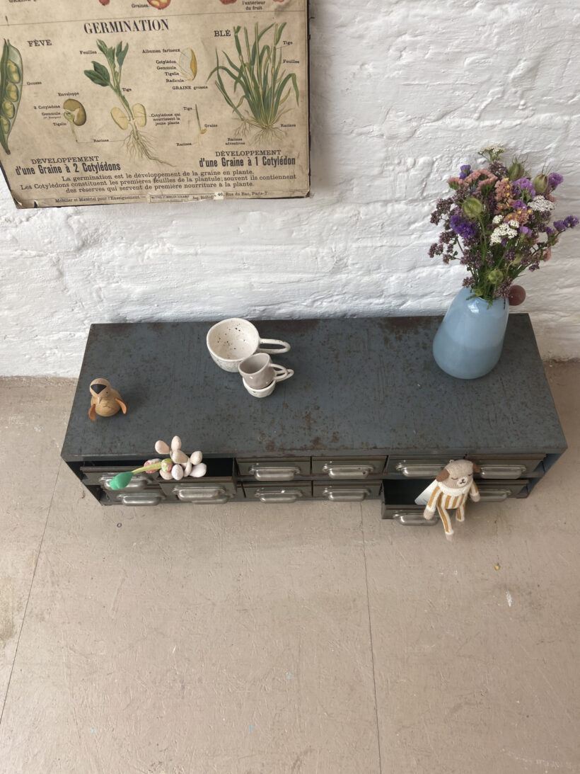 7710D987-76C7-4A6D-B137-641FC80649AC