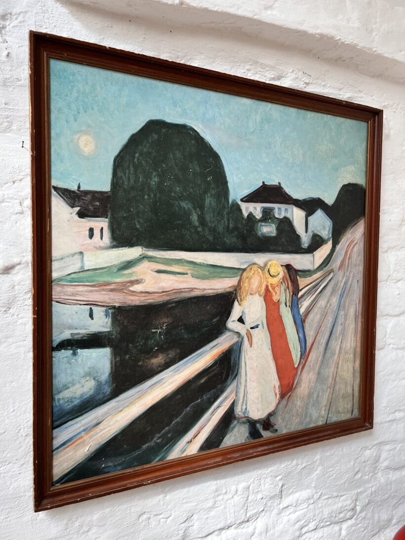 7EAF5010-80F4-4304-B281-58C0A4AADA2B